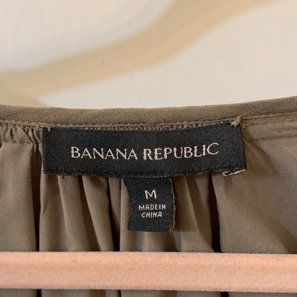 Green Drop Waist Long Sleeve Dress - Picture 6 of 7